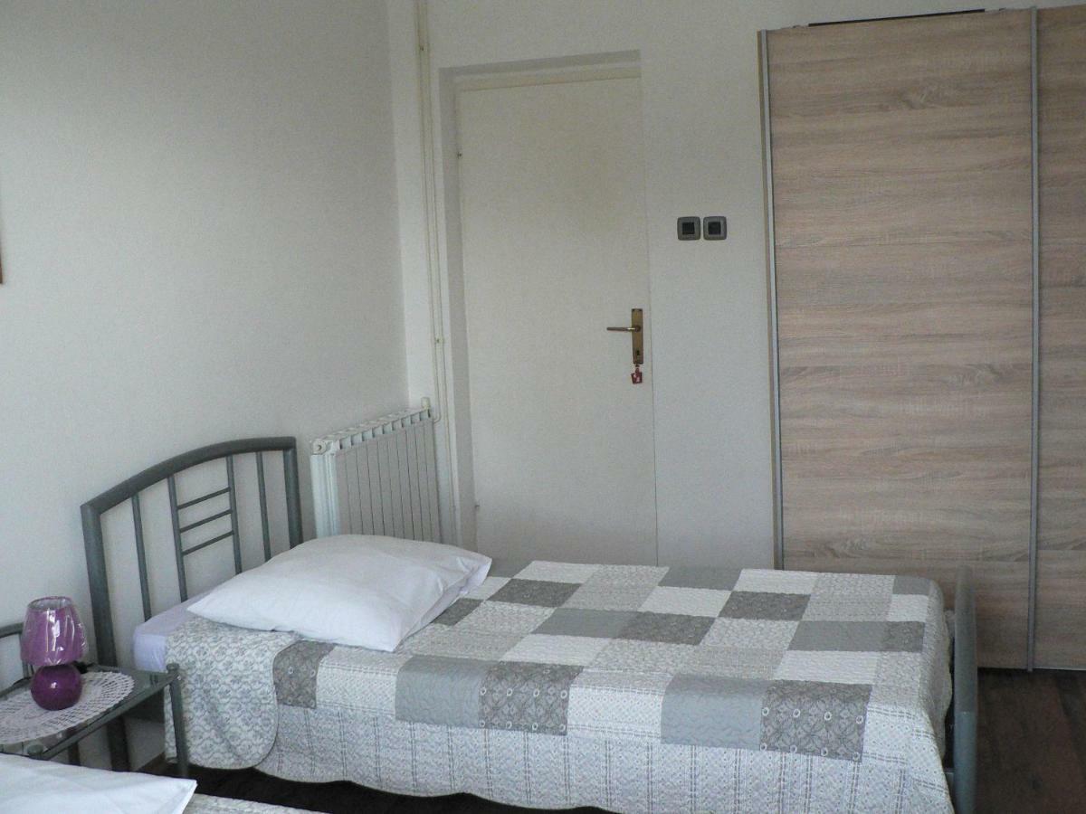Apartman Mare Pula Buitenkant foto
