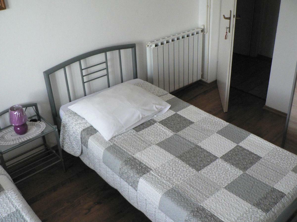 Apartman Mare Pula Buitenkant foto